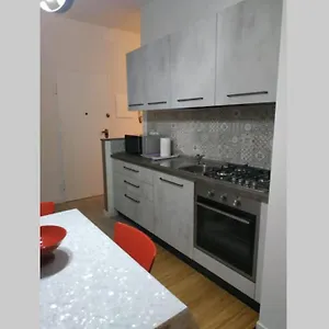 Apartment Feel At - Casa La Posta, Lovere