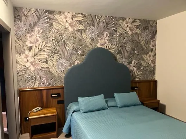 Continental Hotel Lovere