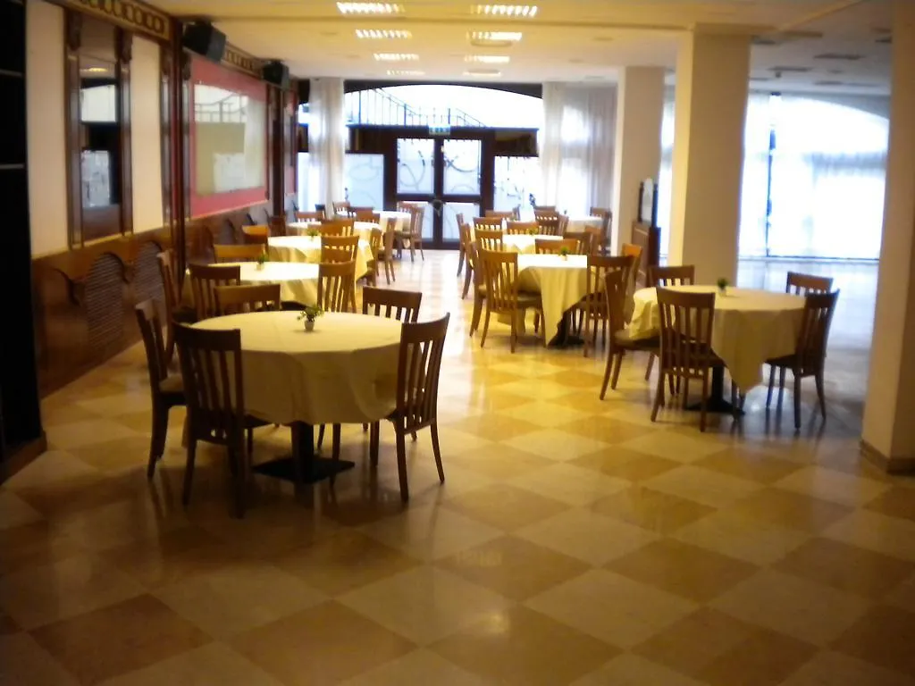 Continental Hotel Lovere