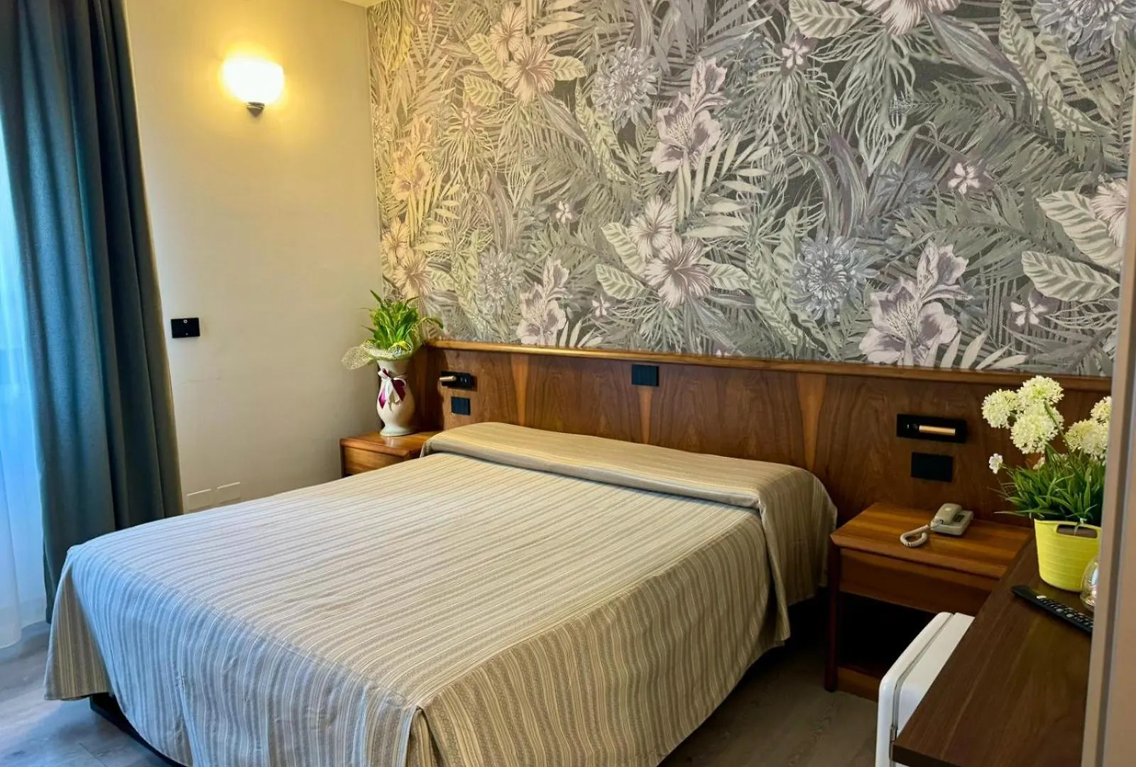 Continental Hotel Lovere Italy