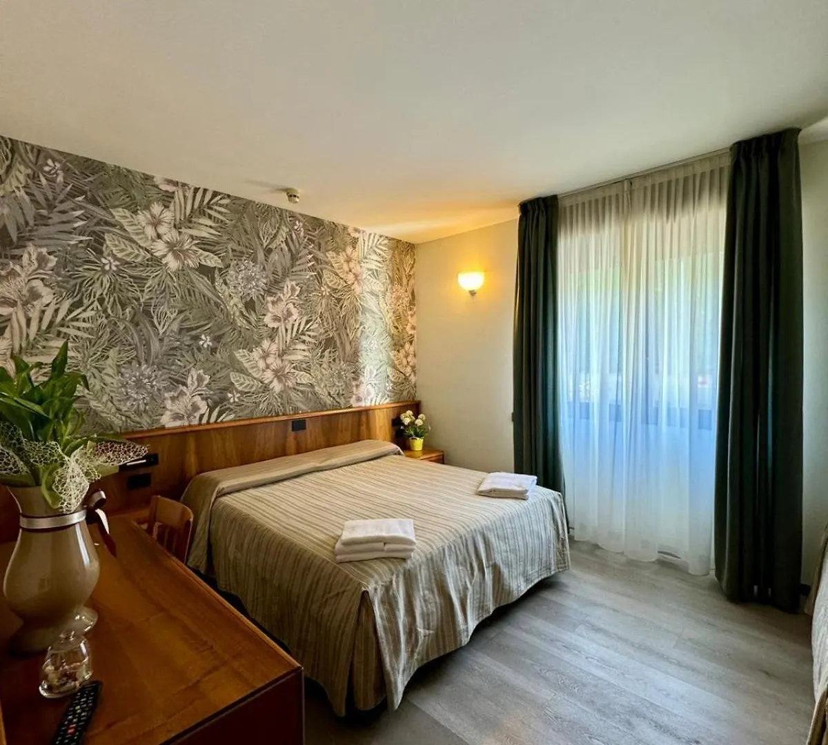 Continental Hotel Lovere